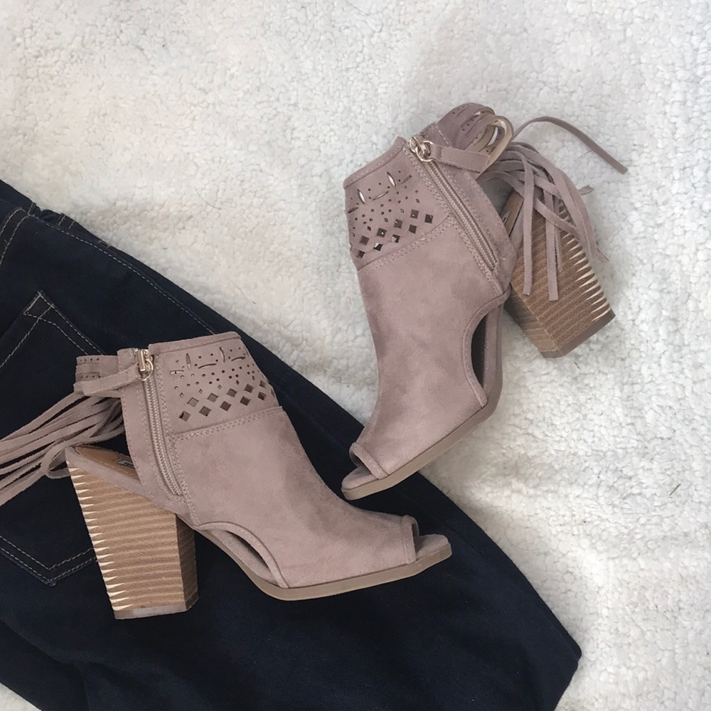Not rated heels